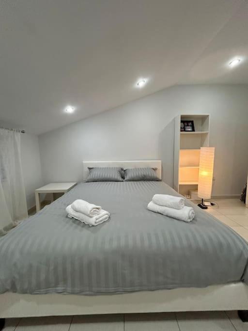 Apartament Riga'S Modern Attic Dráma Zewnętrze zdjęcie